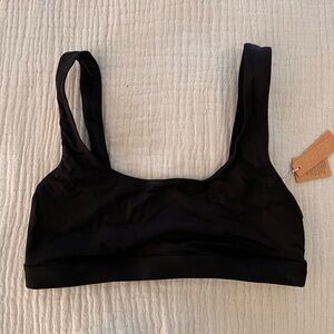 *NWT* SKIMS Black Bikini Top